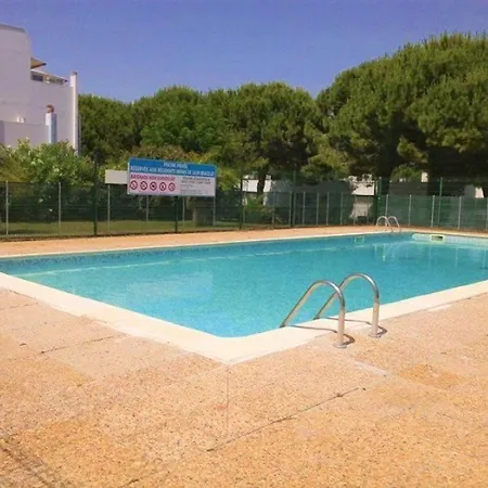 4 Pers Rdc Avec Piscines, Terrasse, Proche Et Commerces - Fr-1-307-36